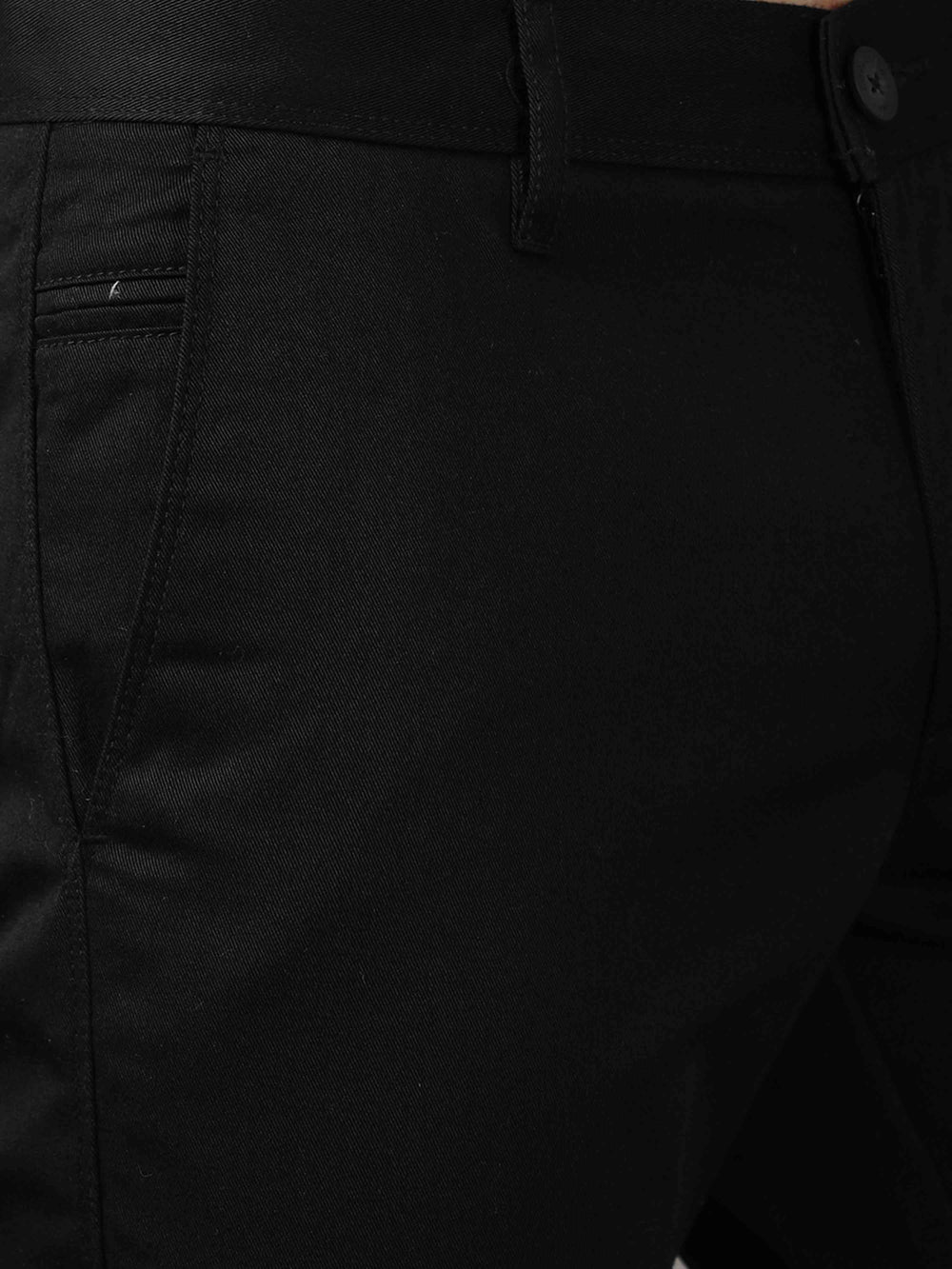 Men's Black Narrow Fit Cotton Blend Solid Causal Trousers