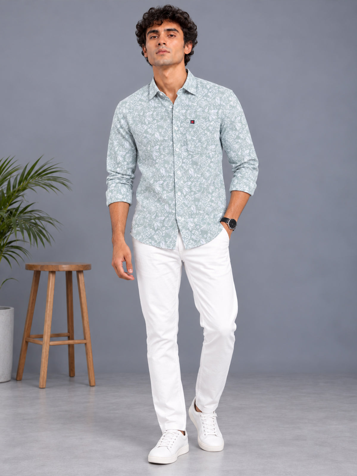 Men's Grey Slim Fit Floral Printed Casual Shirt
