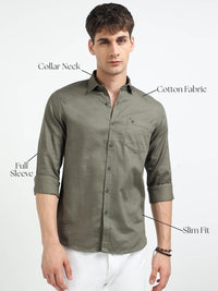 Green Solid Slim Fit Casual Shirts
