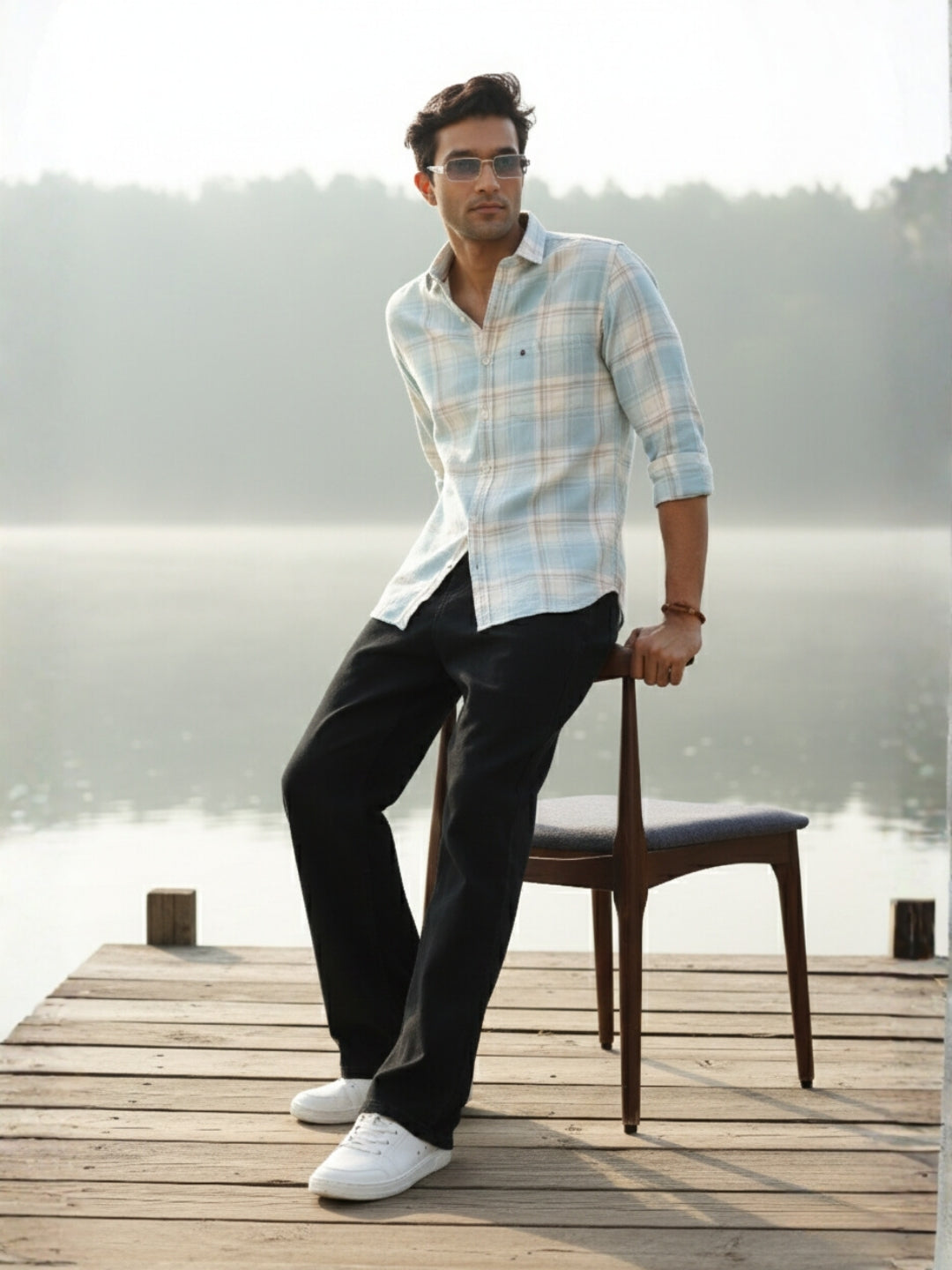 Men Sky Blue Checked Full Sleeve Slim Fit Casual Shirt