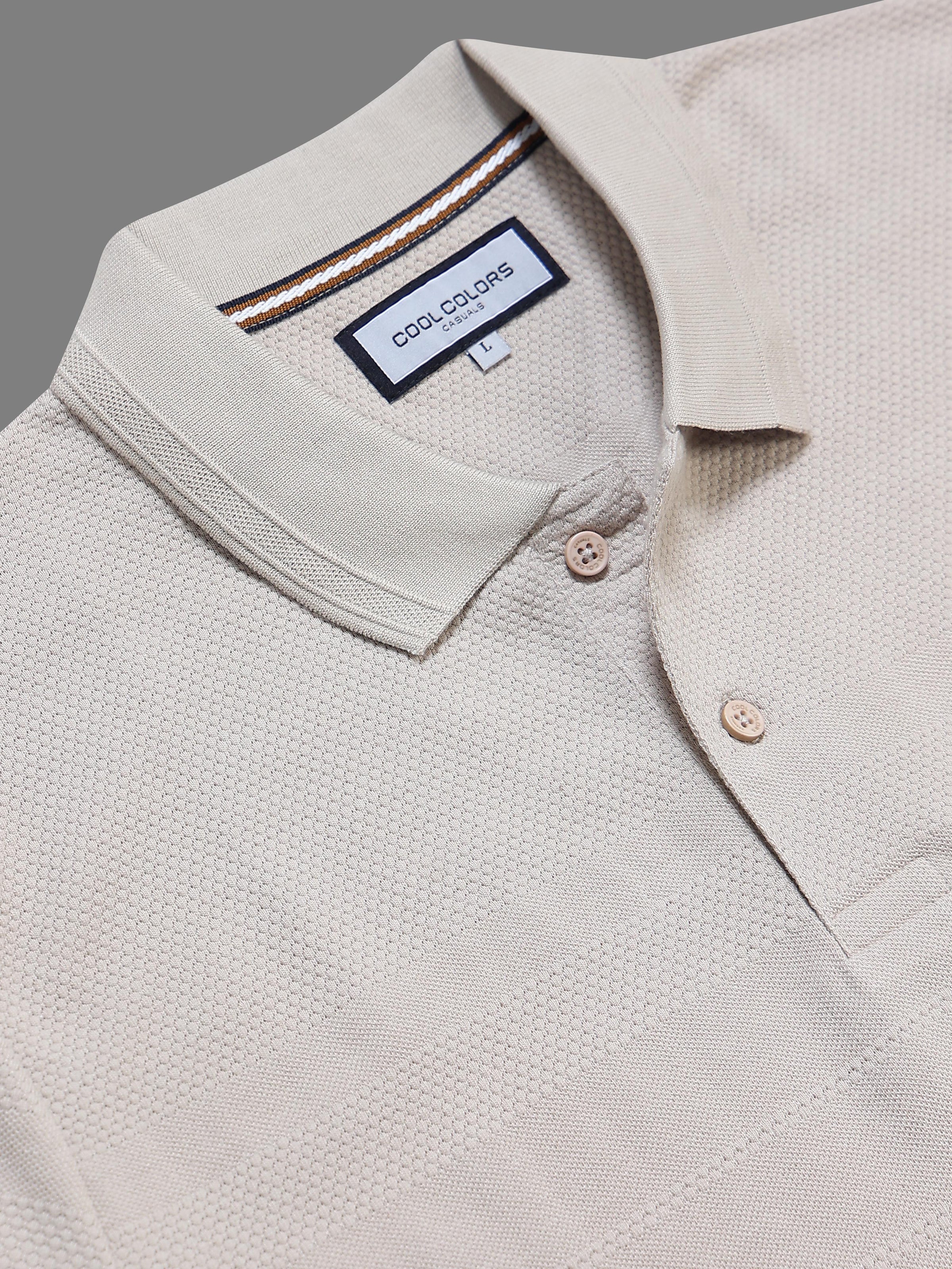 Men’s Beige Textured Knit Solid Casual Polo T‑Shirt.