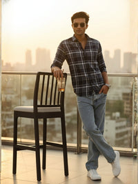 Men Navy Textured Check Full Sleeve Slim Fit Casual Shirts