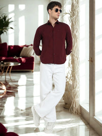 Maroon Solid Slim Fit Casual Shirts