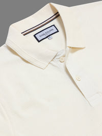 Men’s Off White Textured Knit Solid Casual Polo Tshirt