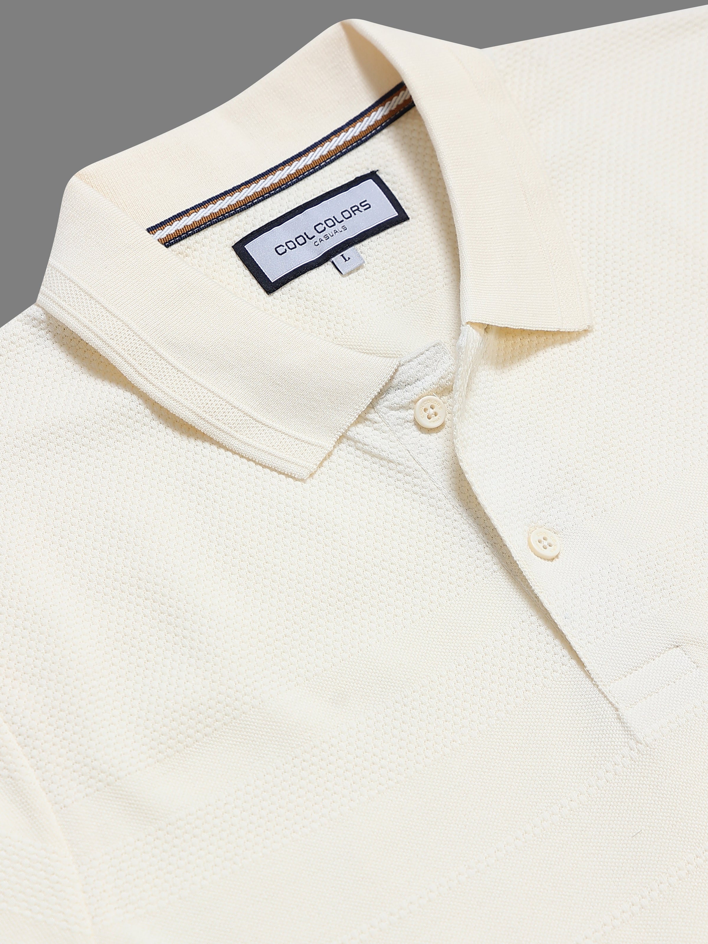 Men’s Off White Textured Knit Solid Casual Polo Tshirt