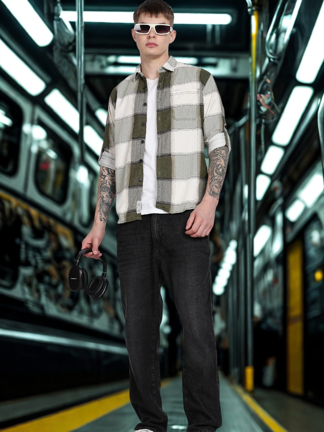 Black Tartan Checks Slim Fit Full Sleeve Shirt