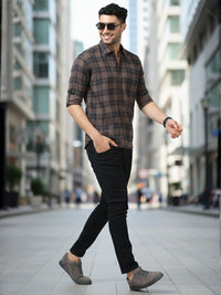 Men Brown Slim Fit Checks Full Sleeve Casual Shirt
