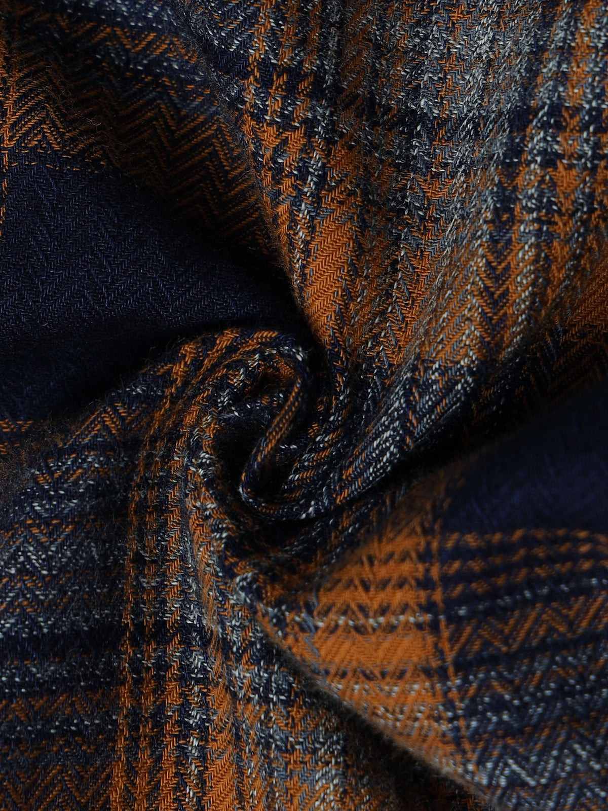 Men Orange Slim Fit Check Full Sleeve Casual Shirt