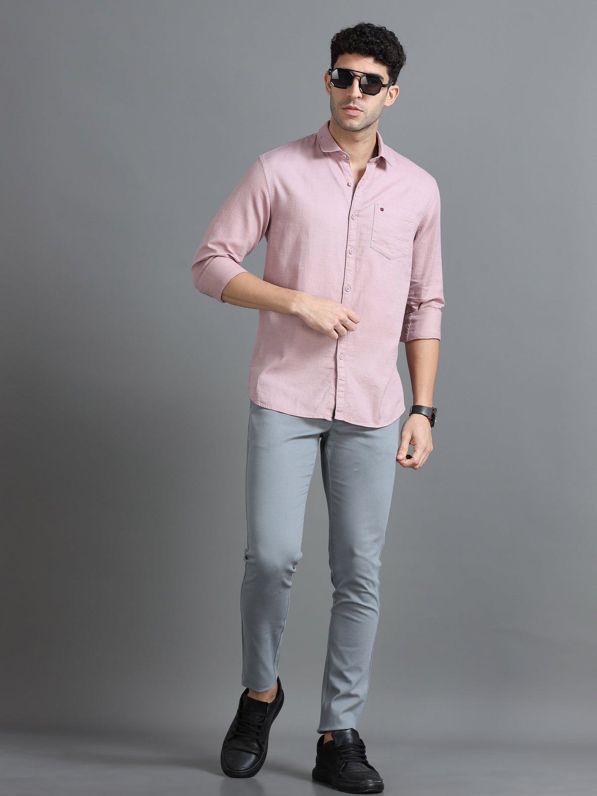 Men Pink Slim Fit Solid Full Sleeve Casual Shirt