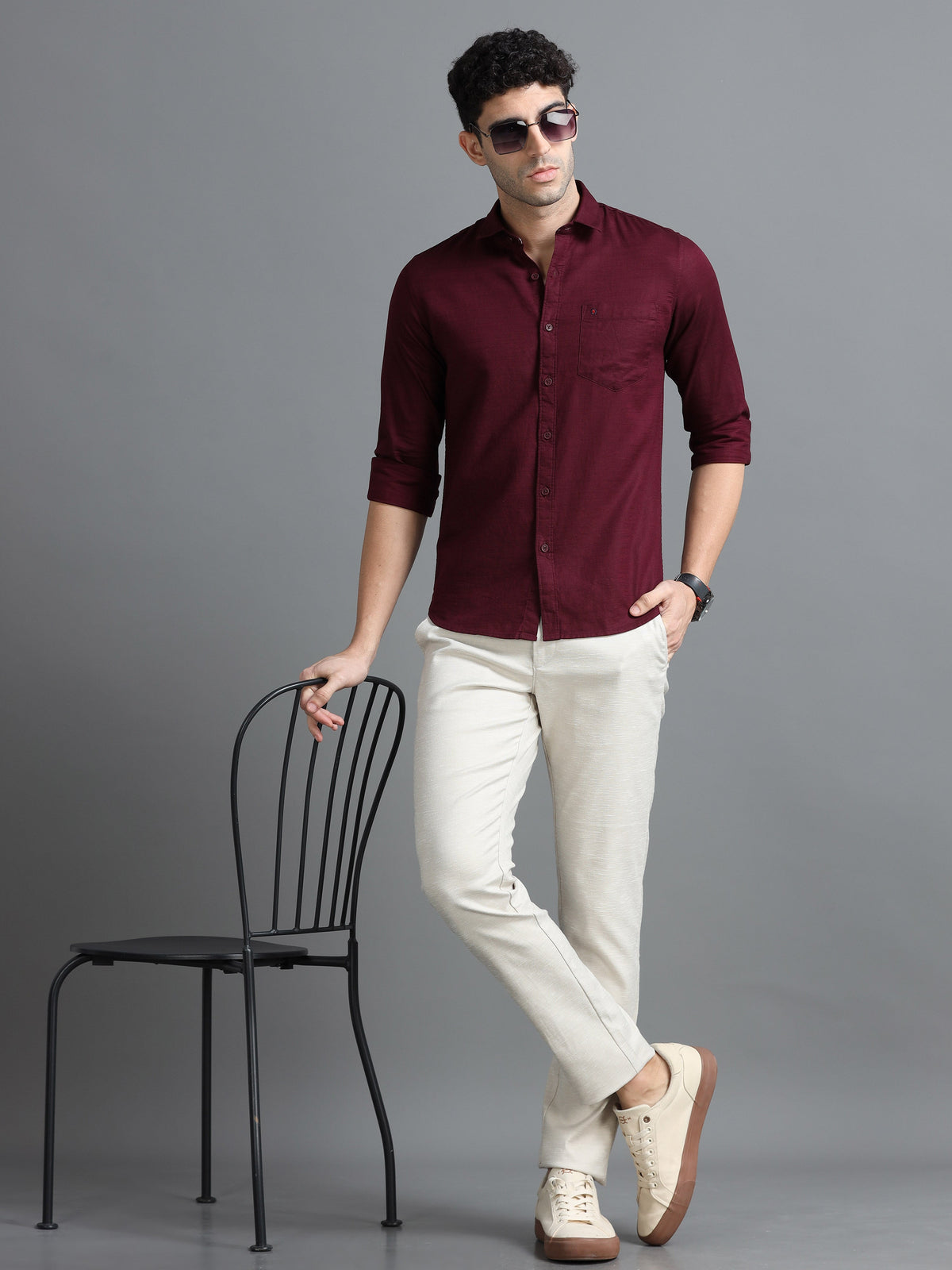 Men Maroon Slim Fit Solid Full Sleeve Casual Shirt