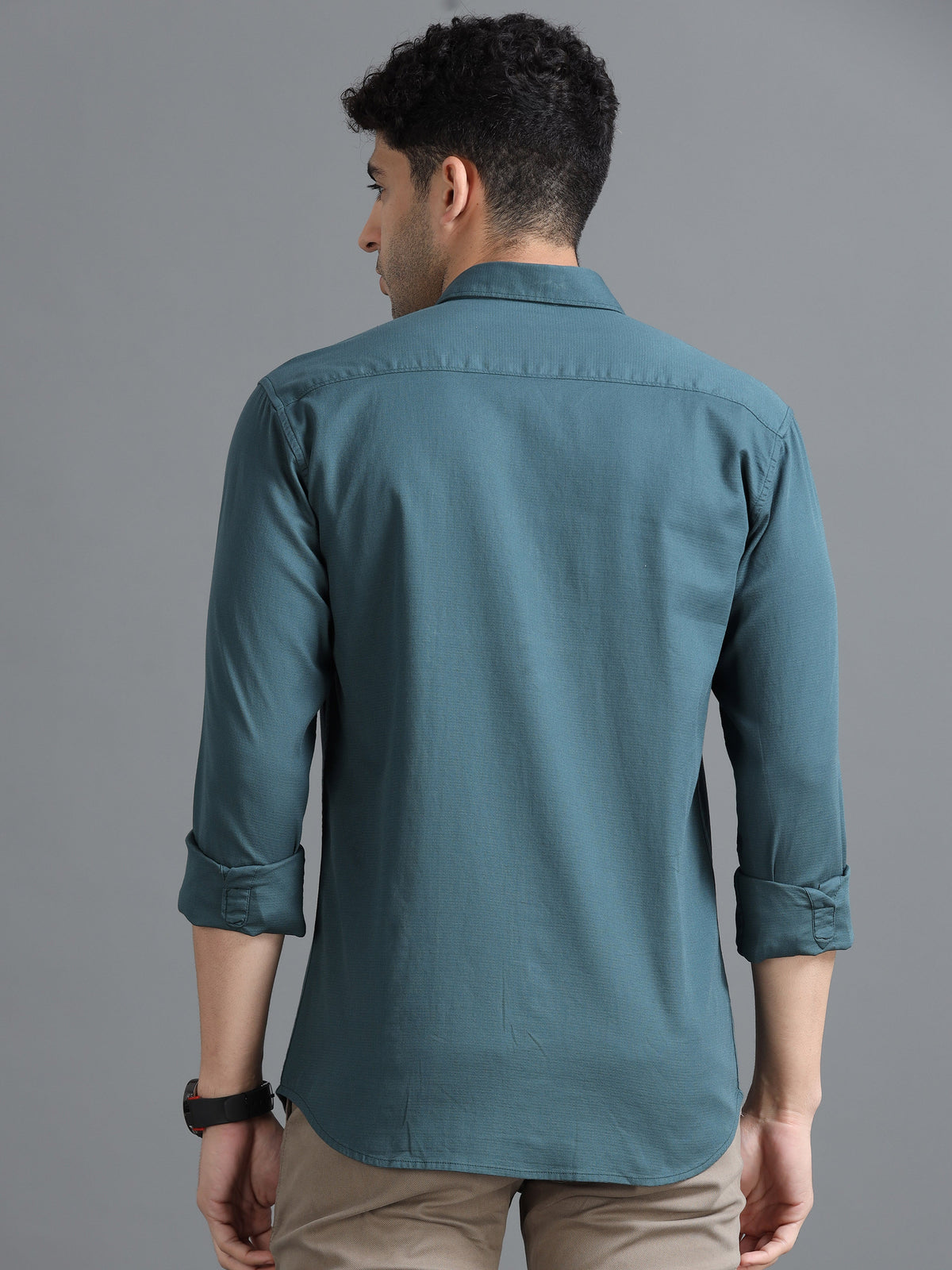 Men Dark Green Slim Fit Solid Full Sleeve Casual Shirt