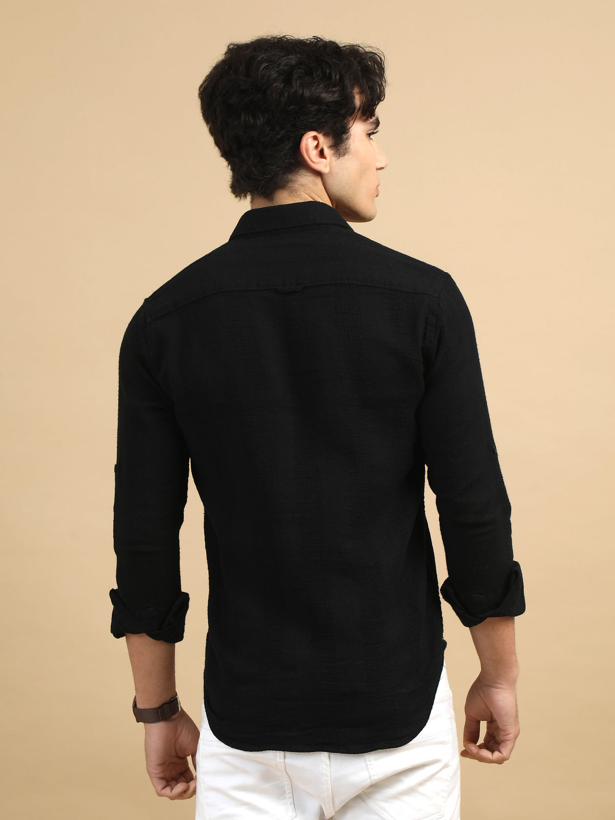 Men Black Slim Fit Textured Full Sleeve Casual Shirt