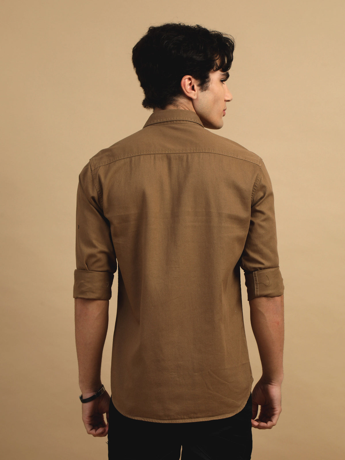 Men Khaki Slim Fit Solid Twil Full Sleeve Casual Shirt