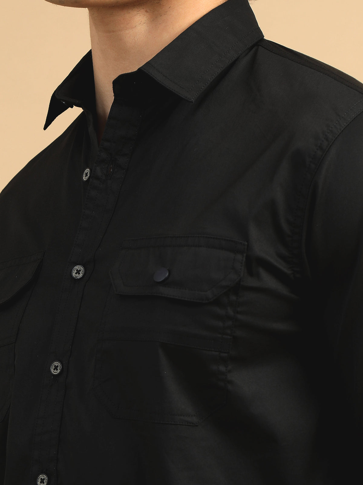 Men Black Slim Fit Solid Full Sleeve Casual Shirt