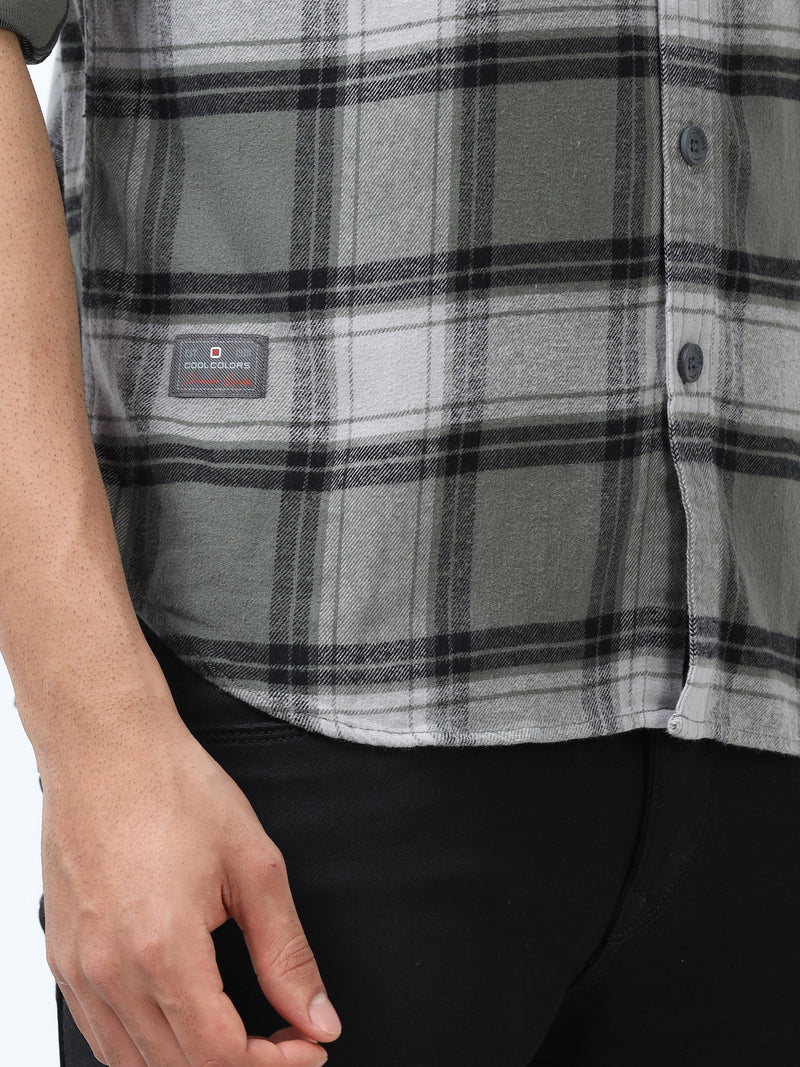 Men Grey & Green Slim Fit Checks Full Sleeve Casual Shirt