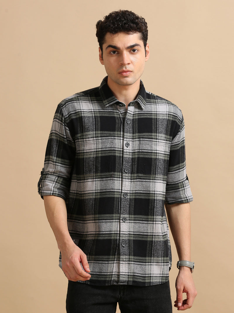 Men Grey & Black Slim Fit Checks Full Sleeve Casual Shirt