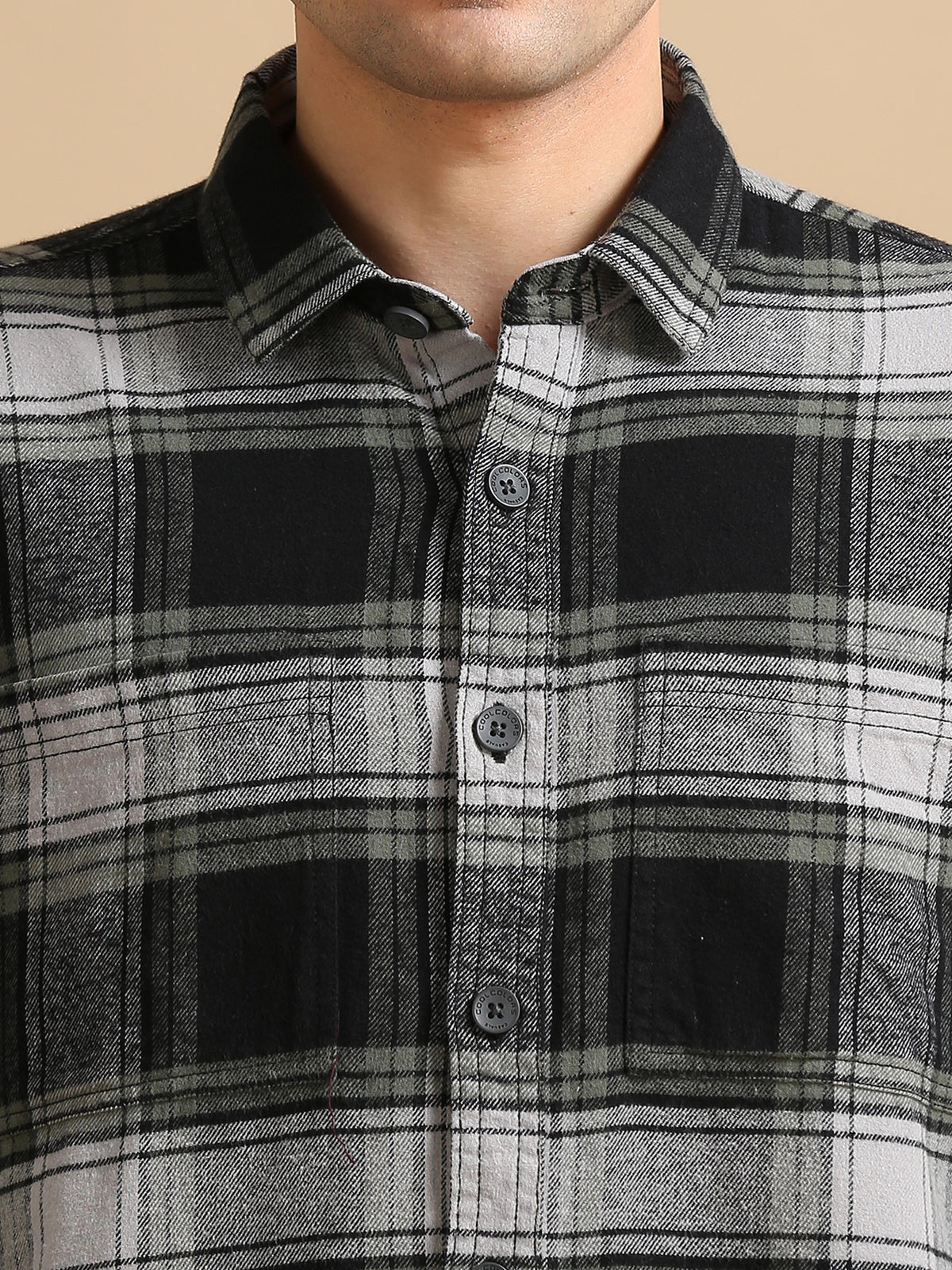 Men Grey & Black Slim Fit Checks Full Sleeve Casual Shirt