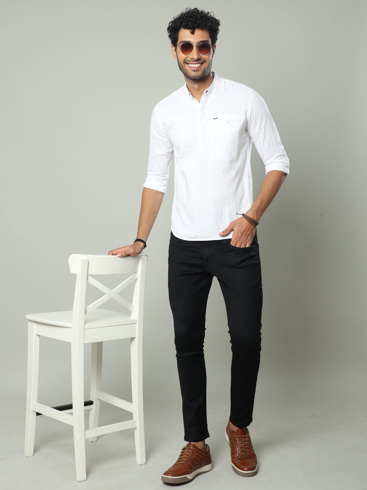 Shop Men's White Slim Fit Full Sleeve Solid Casual Kurta Shirts Online.