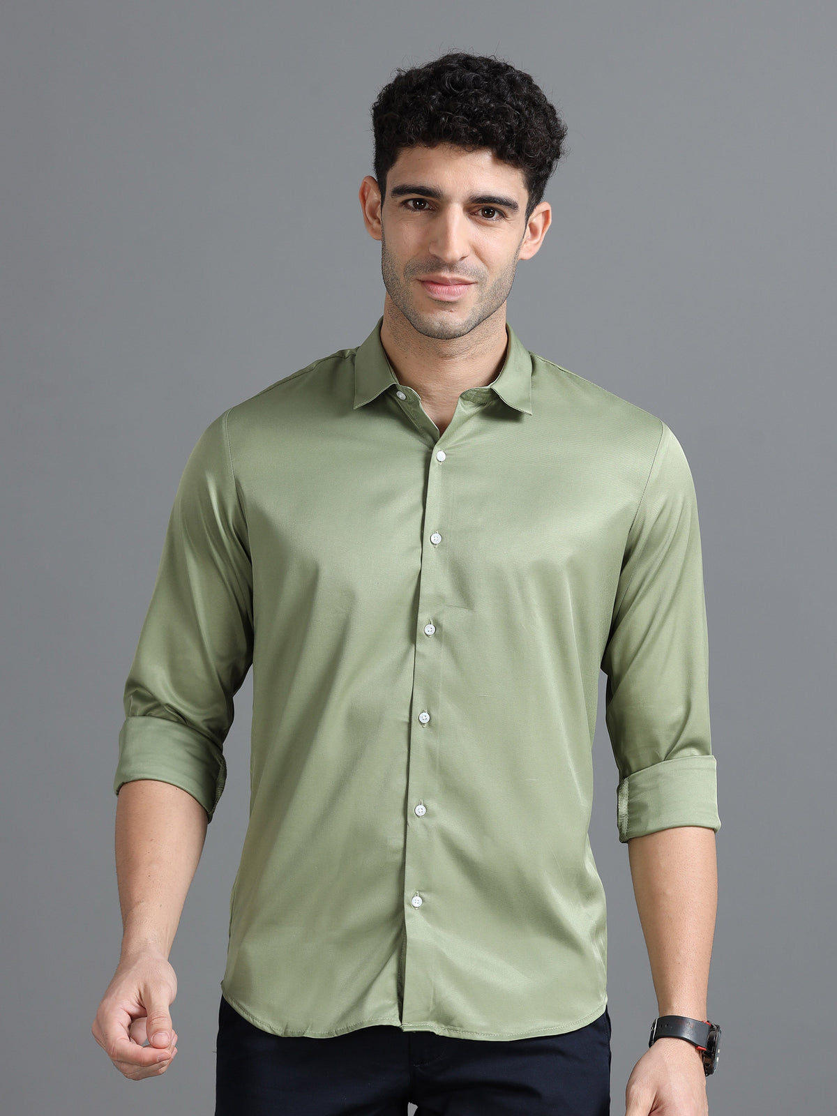 Men Green Slim Fit Solid Full Sleeve Casual Shirt