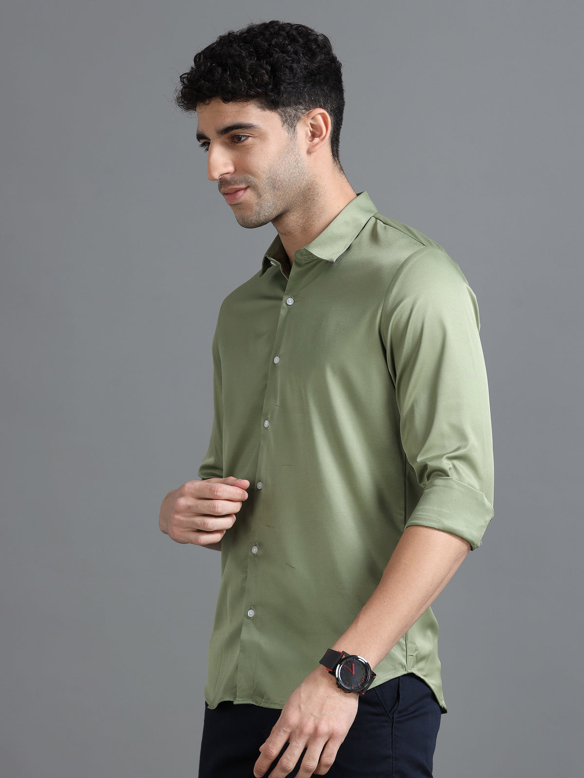 Men Green Slim Fit Solid Full Sleeve Casual Shirt