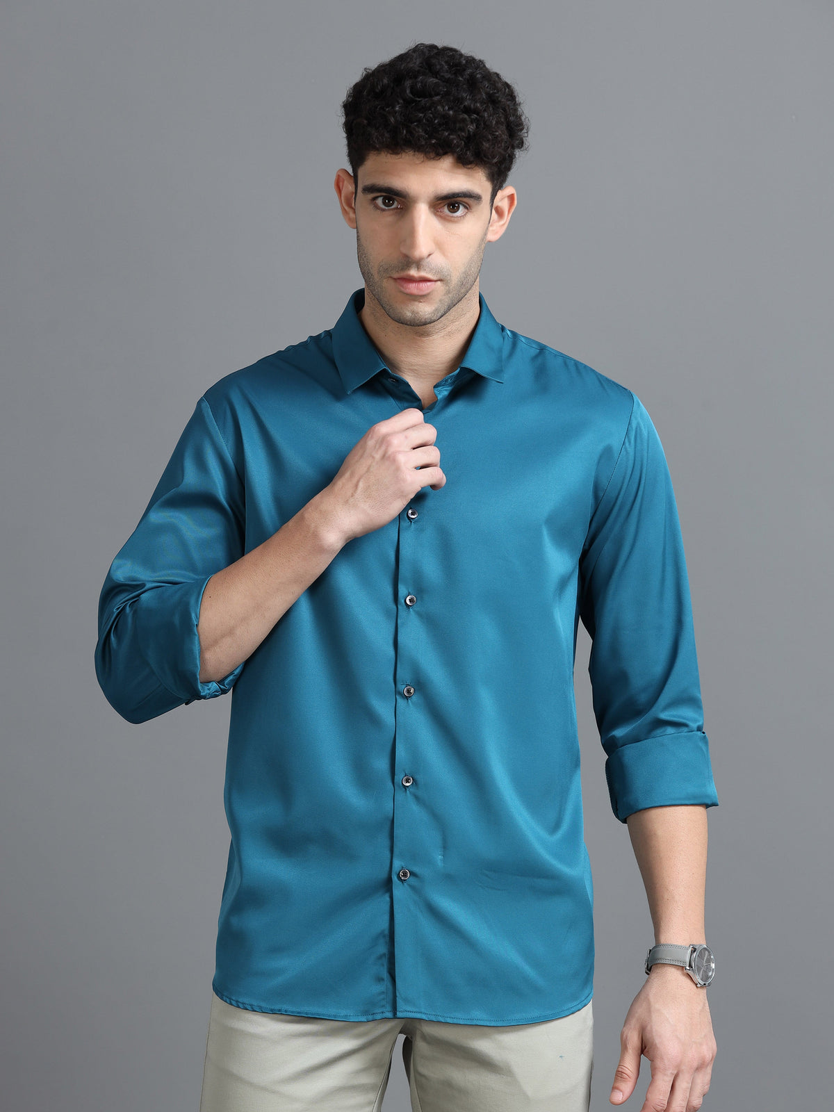 Men Blue Slim Fit Solid Full Sleeve Casual Shirt