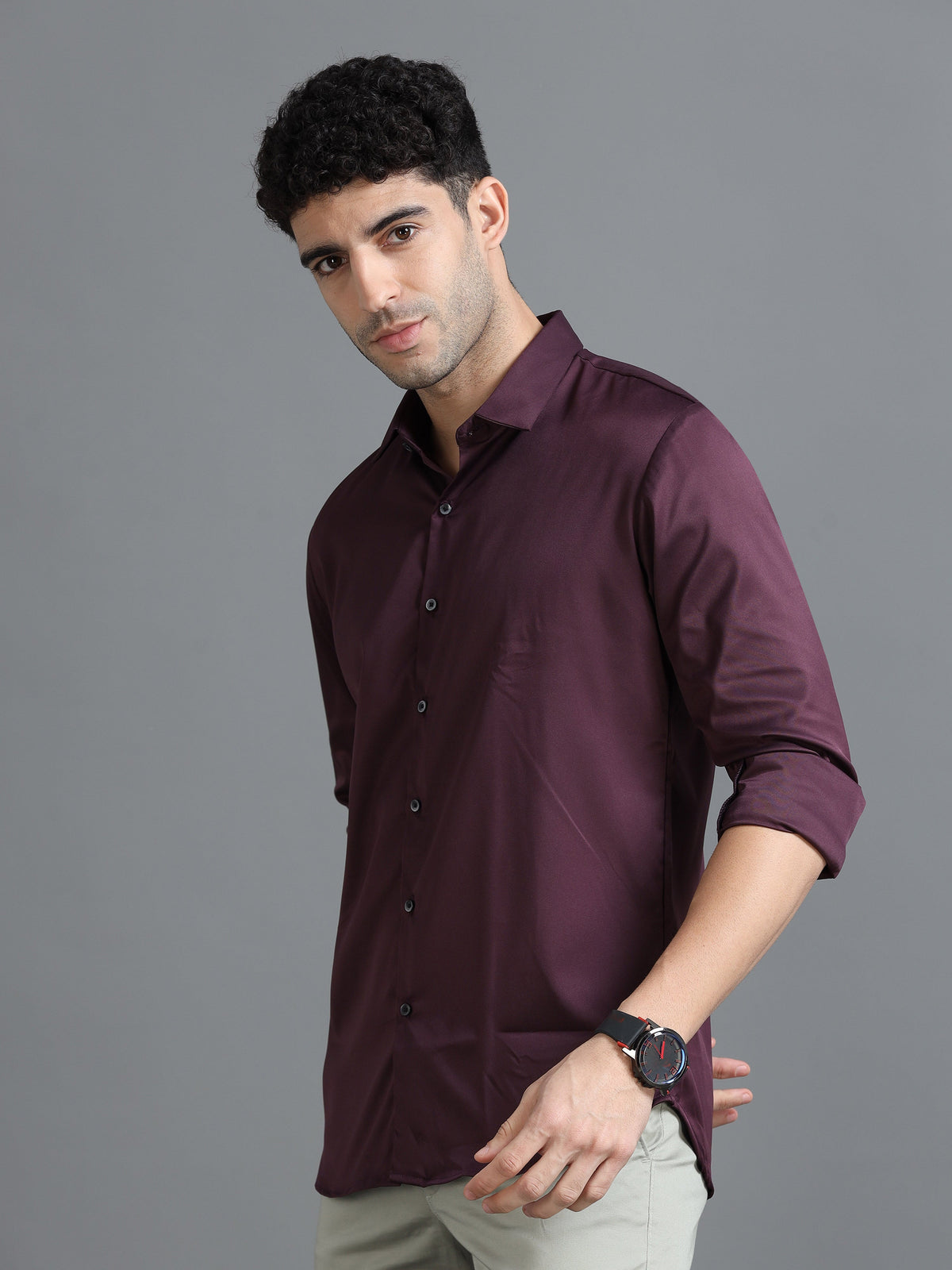 Men Purple Slim Fit Solid Full Sleeve Casual Shirt