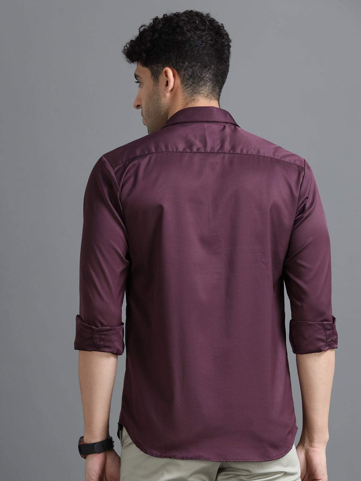 Men Purple Slim Fit Solid Full Sleeve Casual Shirt