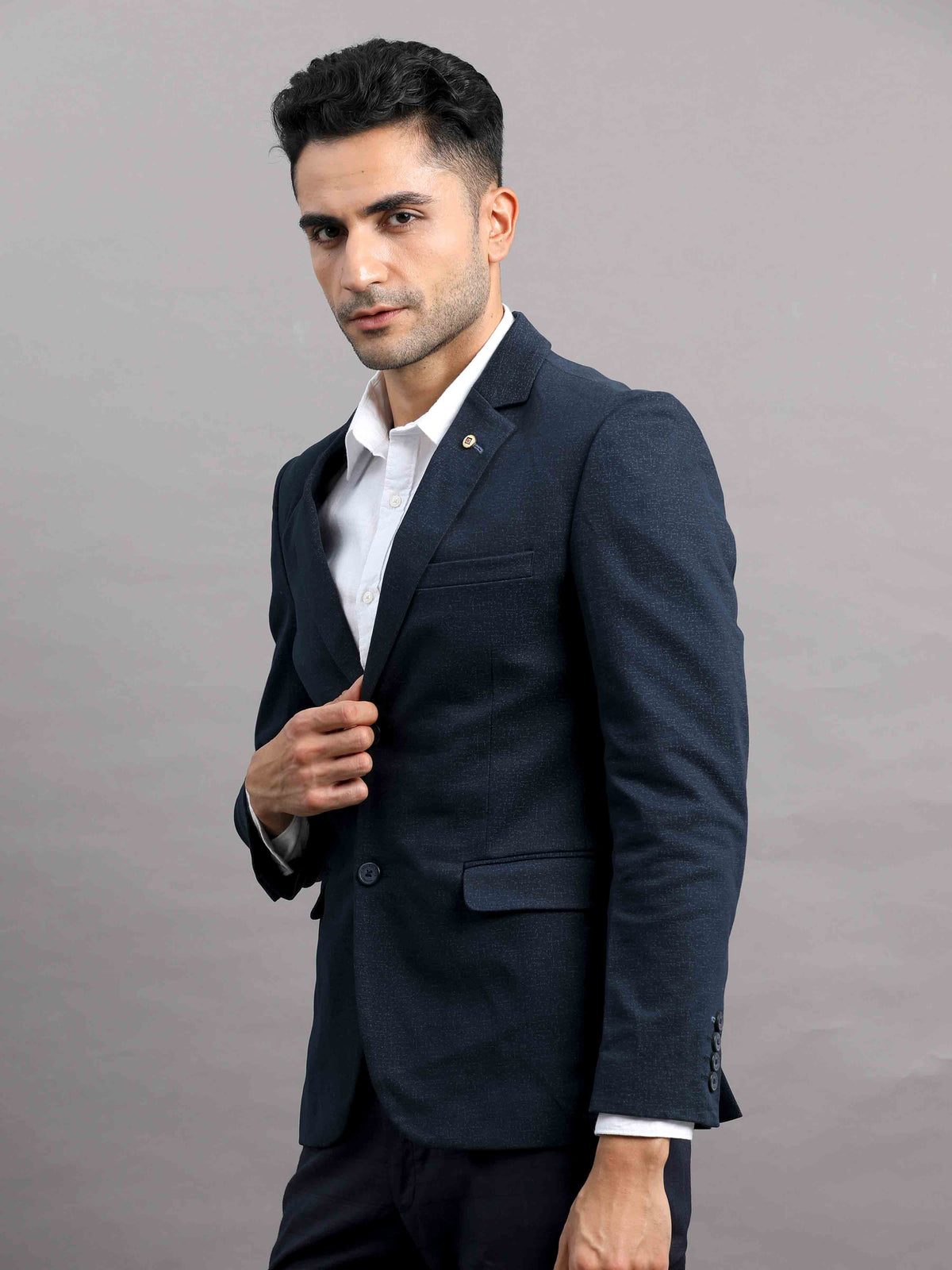 Shop Men's Navy Cotton Blend Slim Fit Casual Blazer Online.