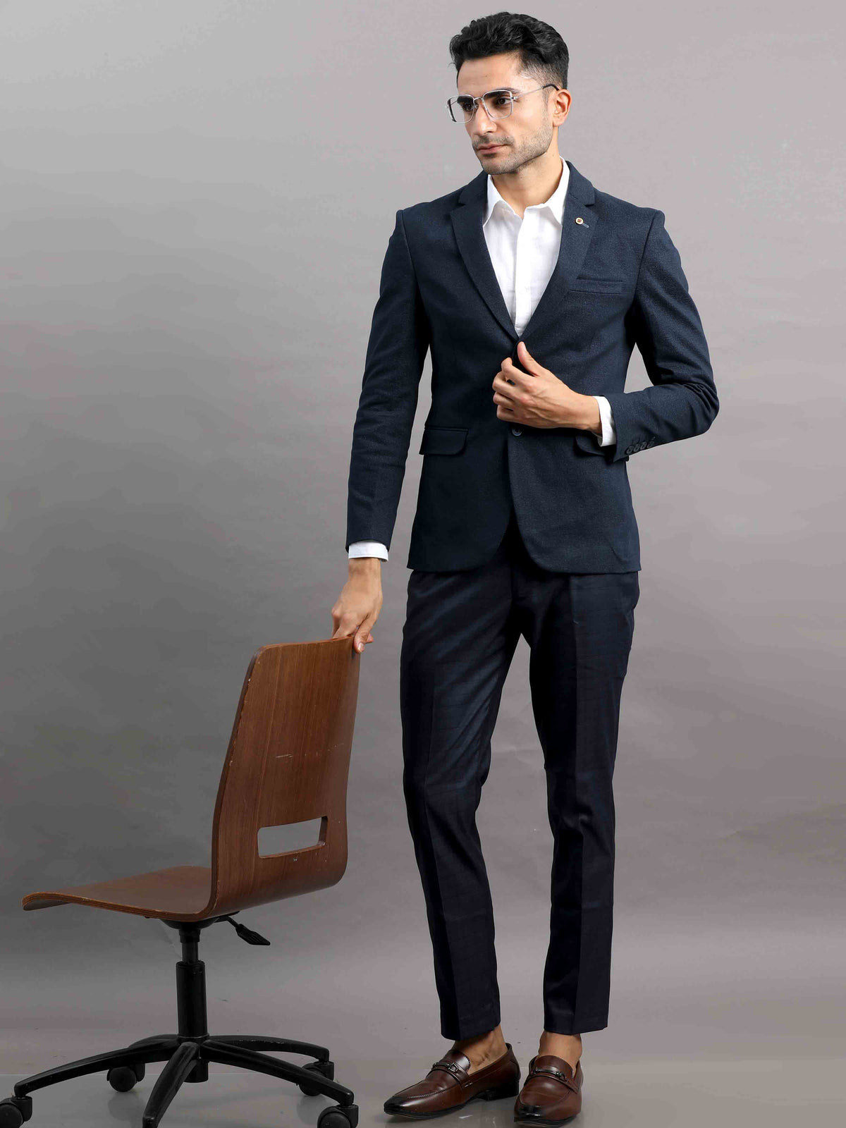 Shop Men's Navy Cotton Blend Slim Fit Casual Blazer Online.