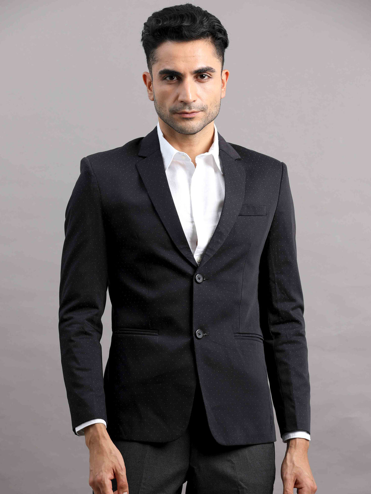 Shop Men's Black Cotton Blend Slim Fit Casual Blazer Online.