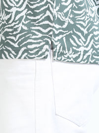 Men Green Slim Fit Floral Prints Polo T-Shirt