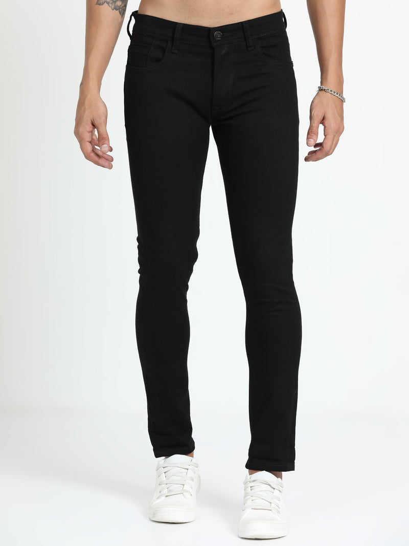 Shop Men's Black Relaxed Denim Ankle fit Cotton Blend Jeans Online.