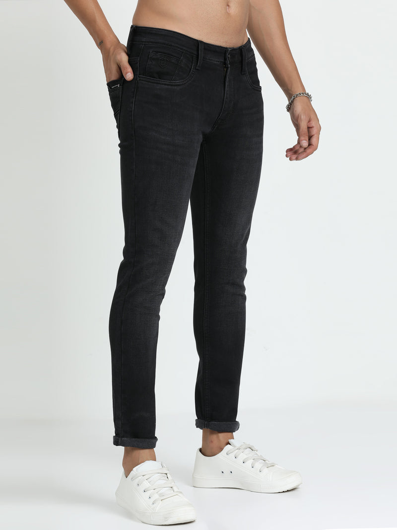 Shop Men's Dark Grey Relaxed Denim Ankle fit Cotton Blend Jeans Online.