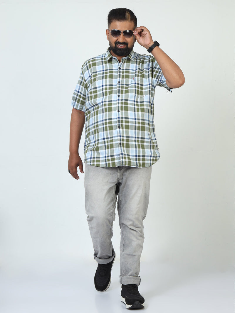 Men Plus Size Checkered Casual Shirt