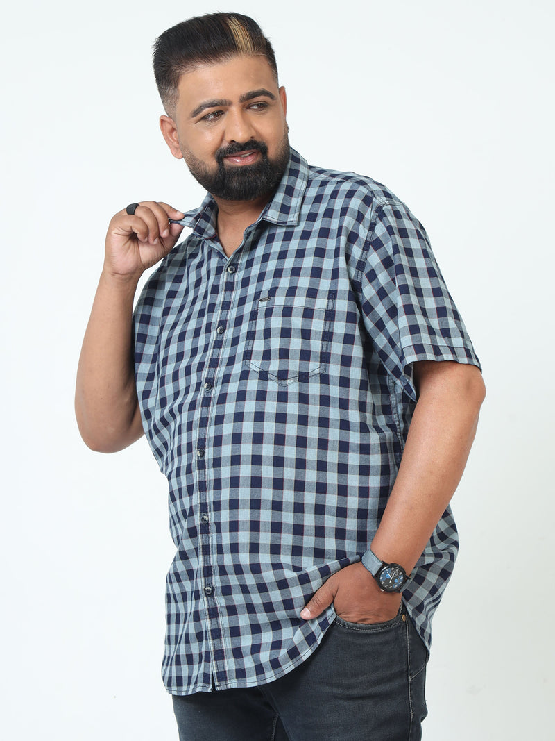 Men Plus Size Checkered Casual Shirt