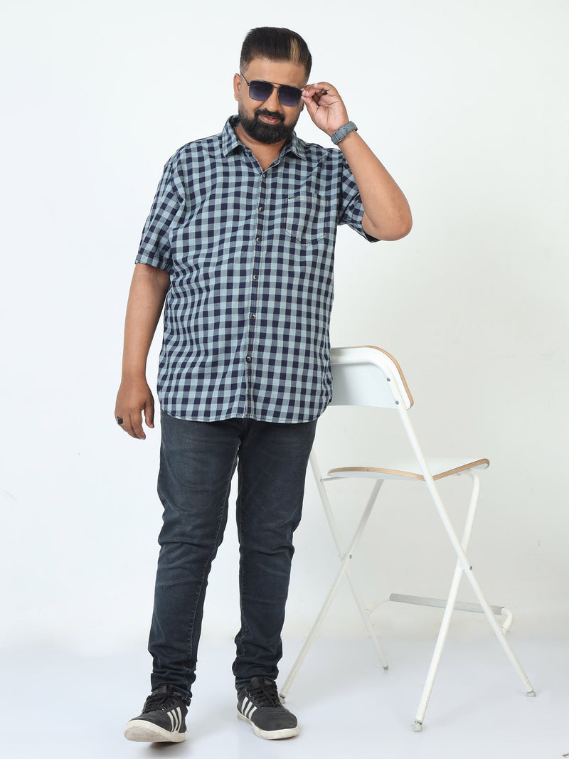 Men Plus Size Checkered Casual Shirt