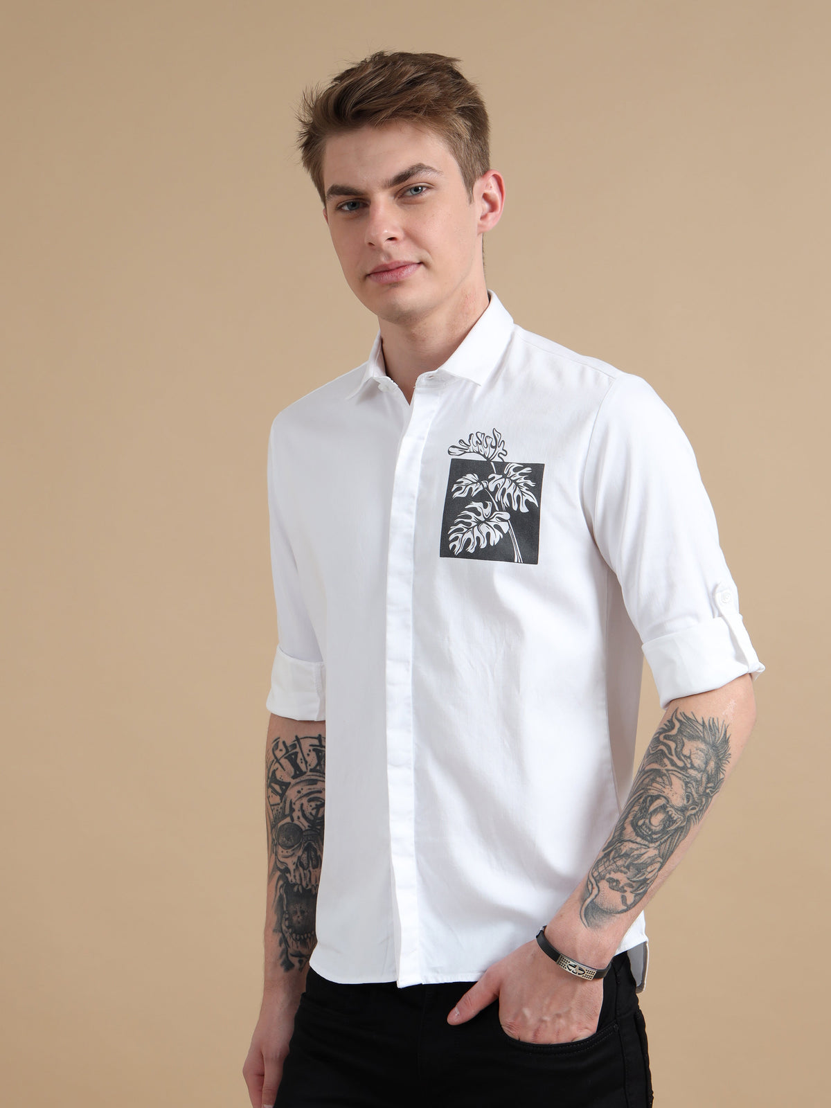 Men White Slim Fit Solid Chest Print Full Sleeve Casual Shirt