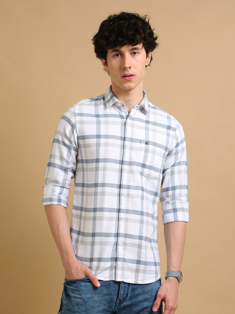 Men White Slim Fit Checks Full Sleeve Casual Shirt