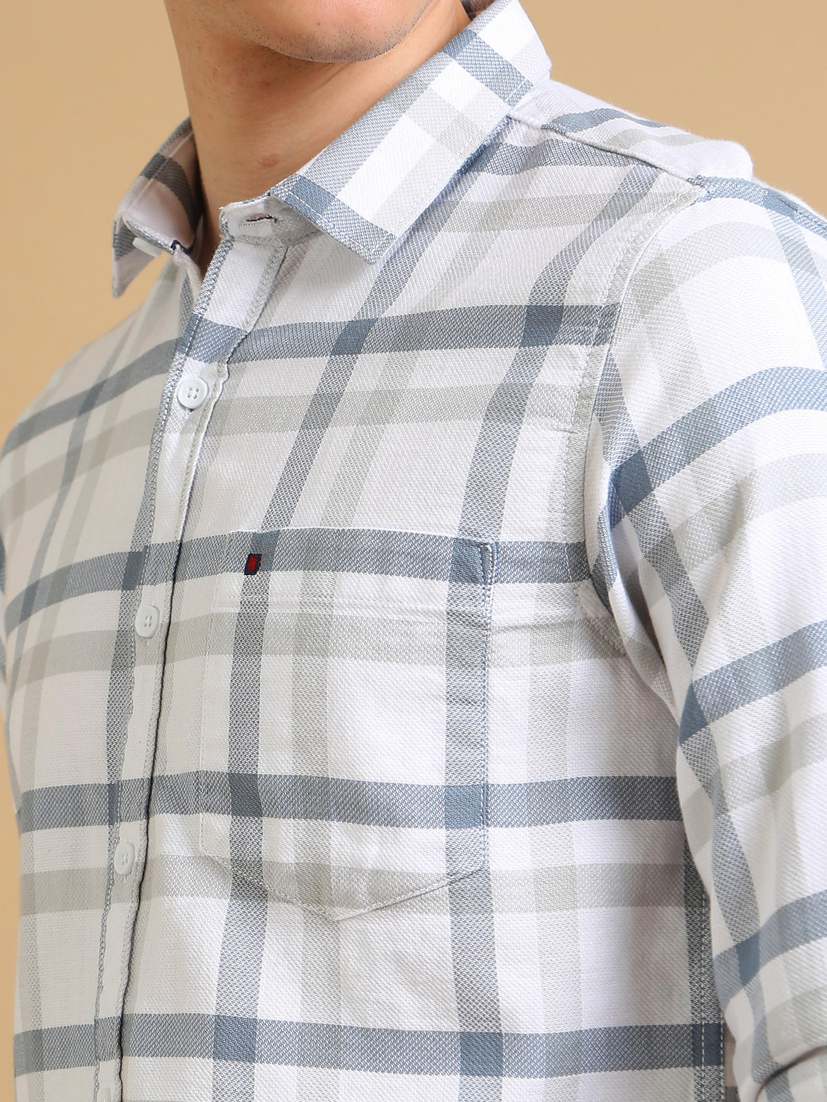 Men White Slim Fit Checks Full Sleeve Casual Shirt