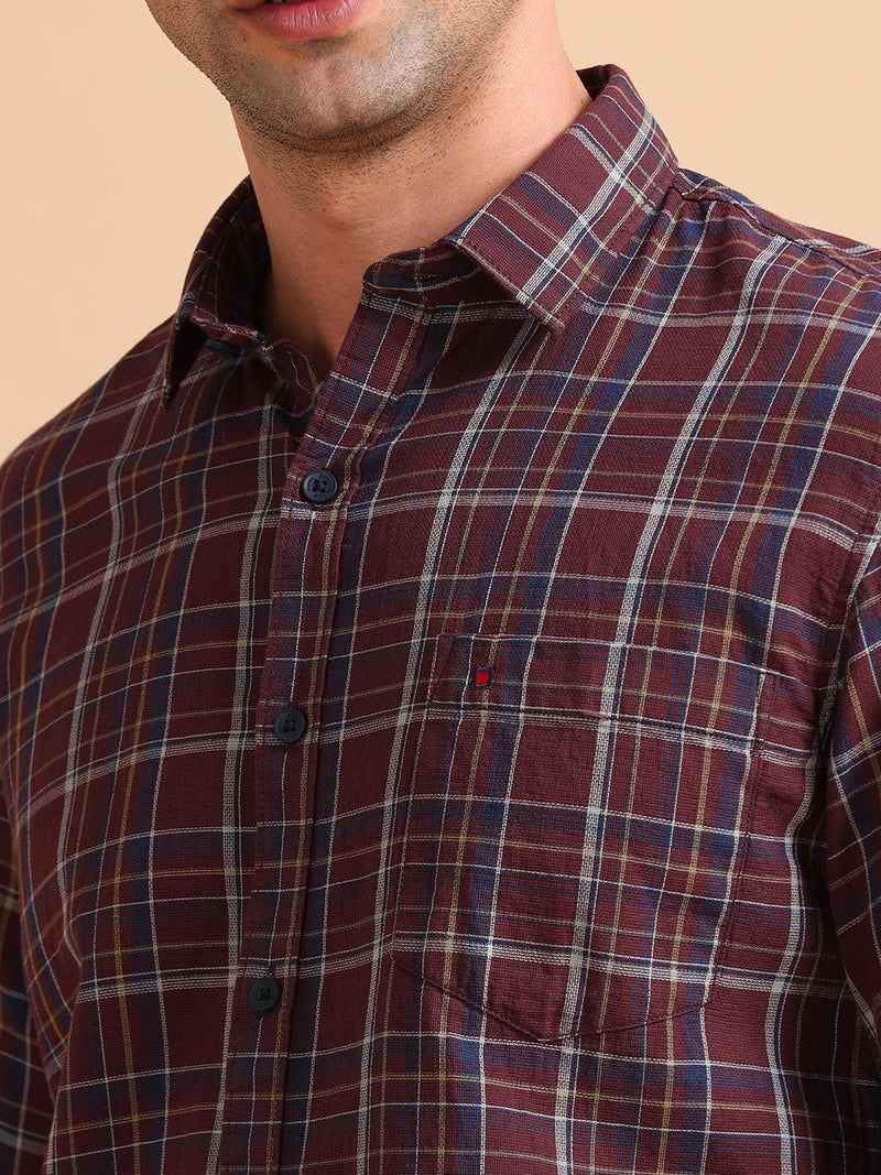 Men Brown Slim Fit Checks Full Sleeve Casual Shirt