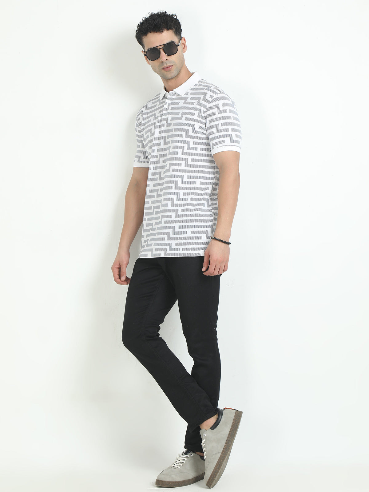 Men White Printed Regular Fit Half Sleeve Polo Neck T-Shirt