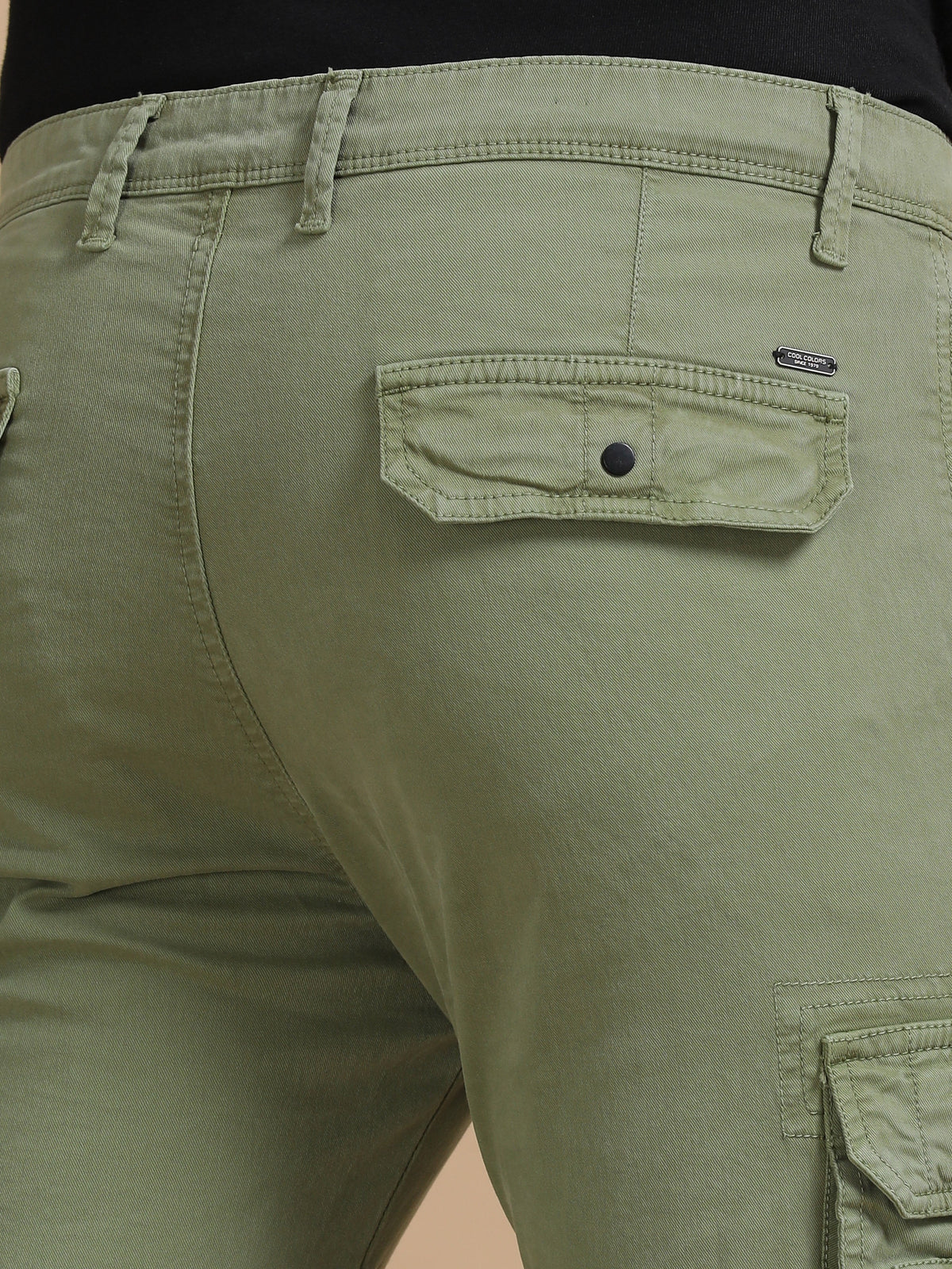 Men Olive Narrow Fit Solid Casual Jogger Pants