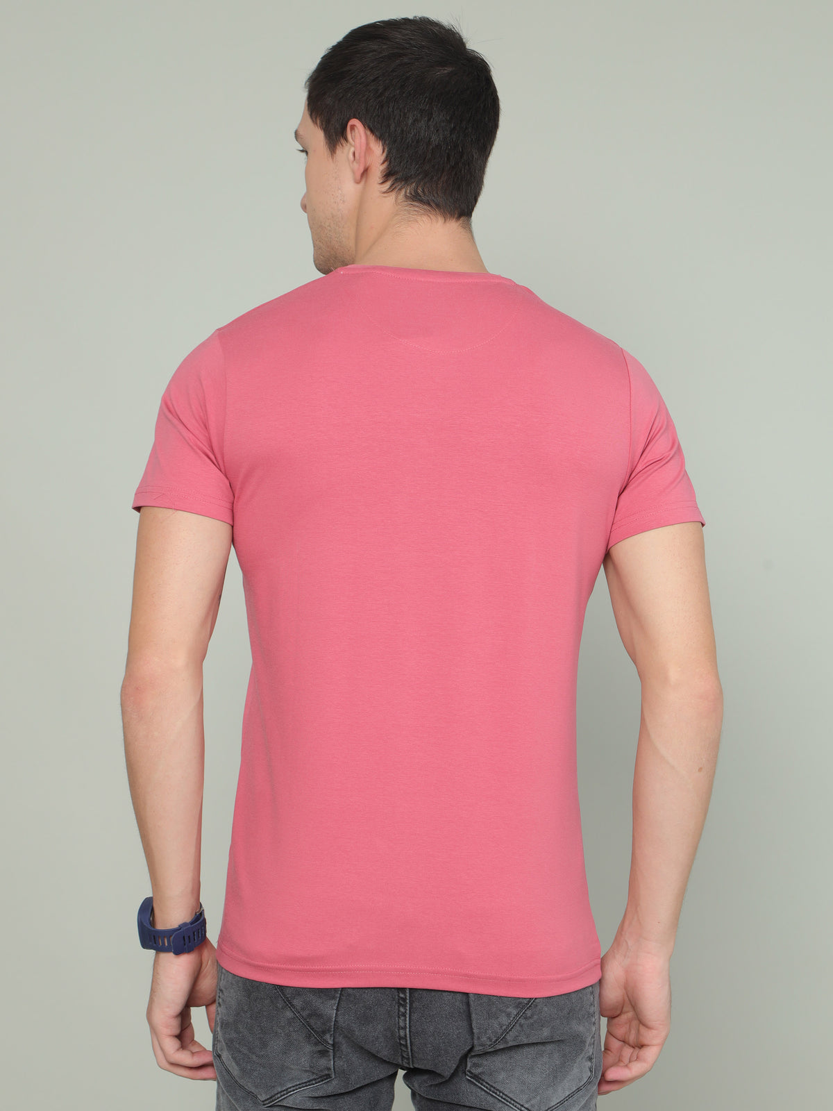 Shop Men's Pink Printed Regular Fit Half Sleeves Crew Neck T-Shirt Online.