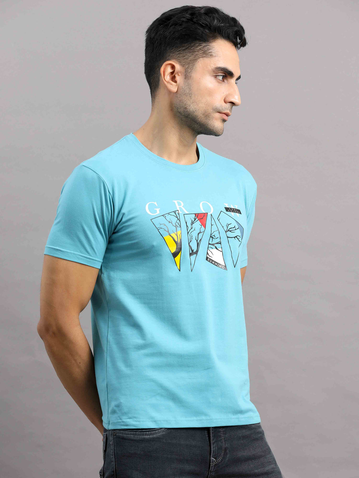 Shop Men's Blue Regular Fit Half Sleeve Printed Crew Neck T-Shirt Online.