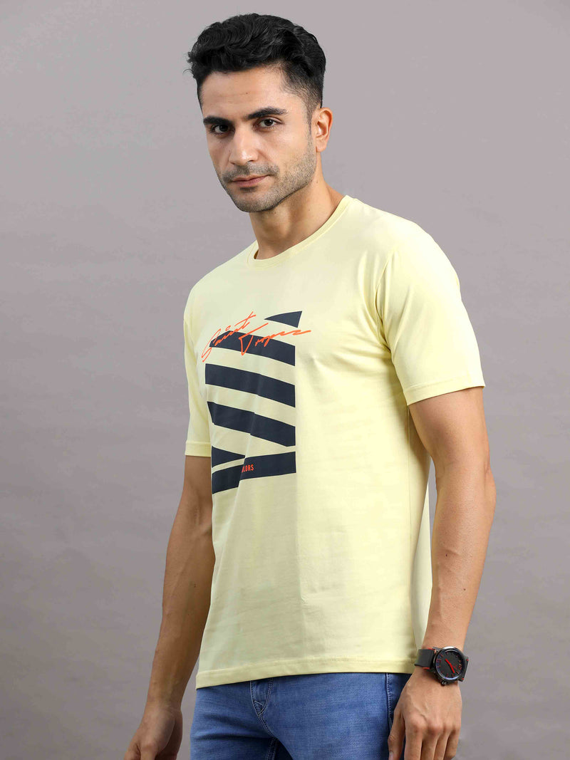 Shop Men's Yellow Regular Fit Half Sleeve Printed Crew Neck T-Shirt Online.