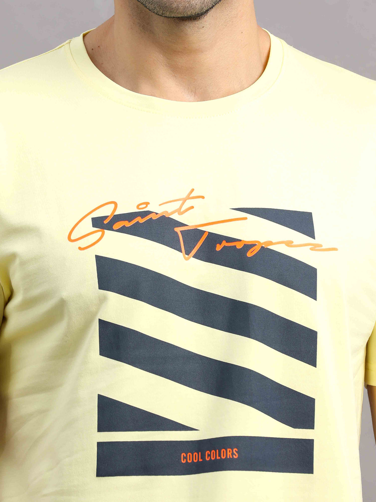 Shop Men's Yellow Regular Fit Half Sleeve Printed Crew Neck T-Shirt Online.