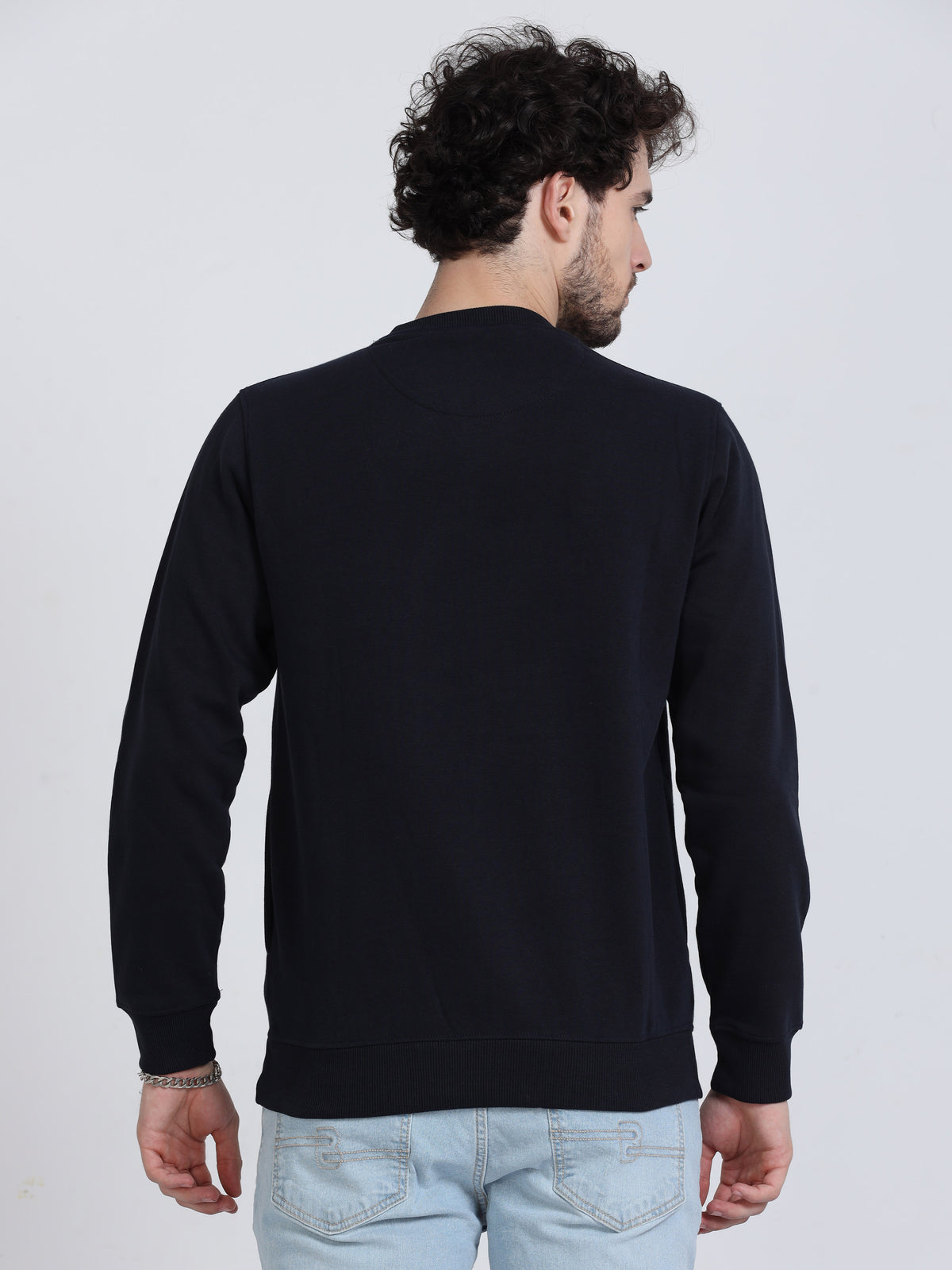 Shop Men's Black Crew Neck Full Sleeves Casual Sweatshirt Online.