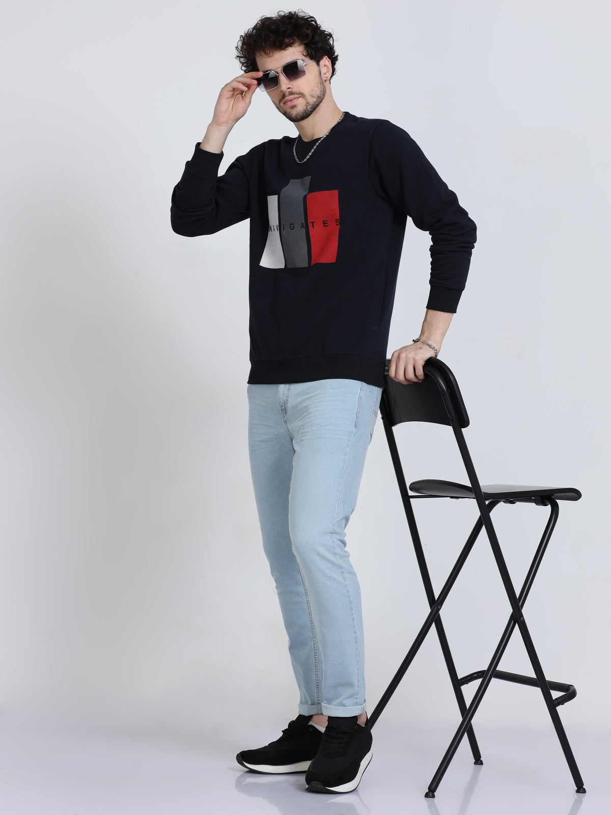 Shop Men's Black Crew Neck Full Sleeves Casual Sweatshirt Online.