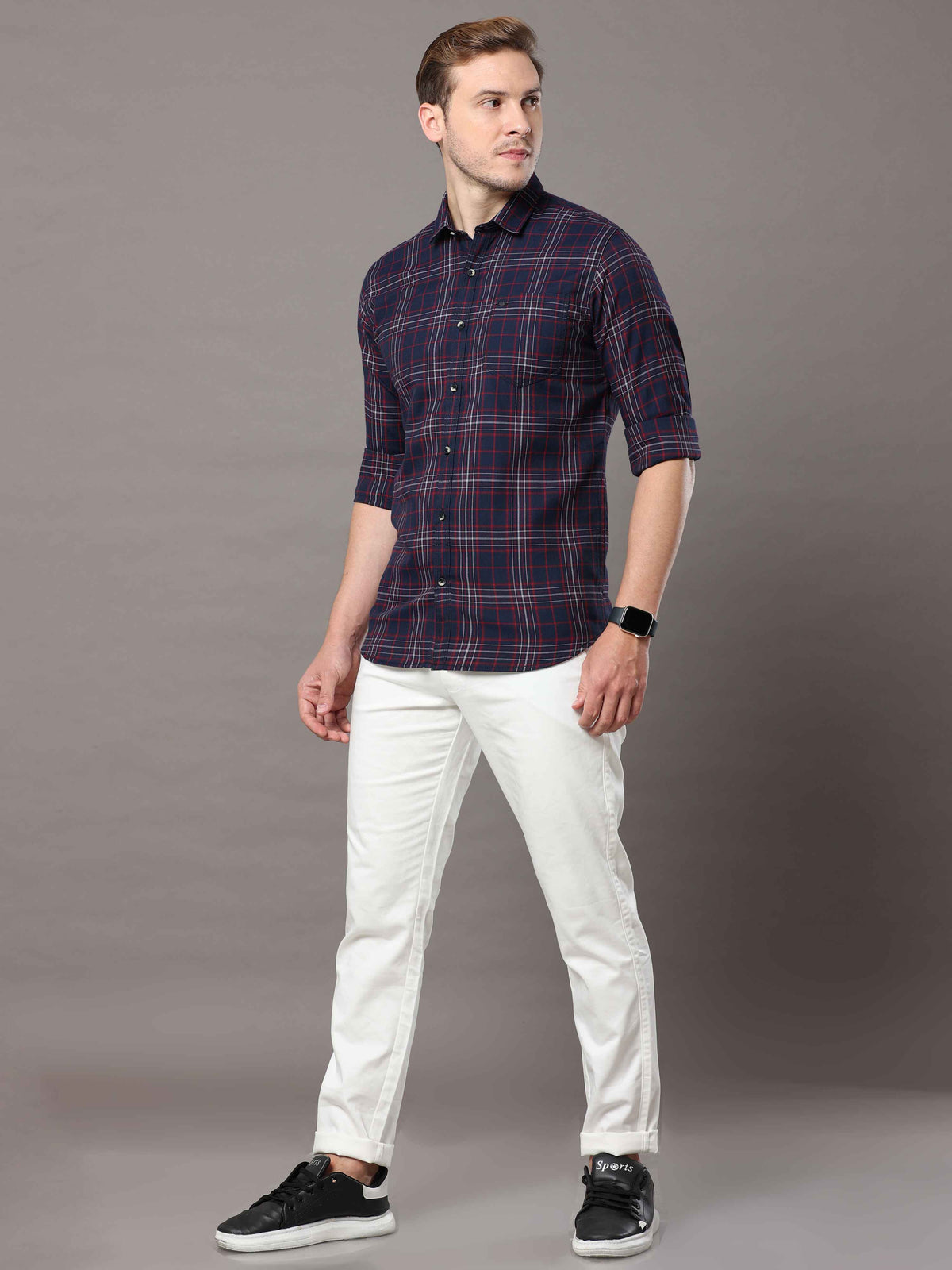 Shop Men's Red Slim Fit Cotton Casual Checks Shirt Online.