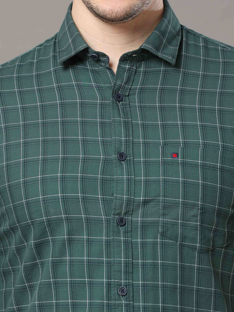 Shop Men's Green Slim Fit Cotton Casual Check Shirt Online.